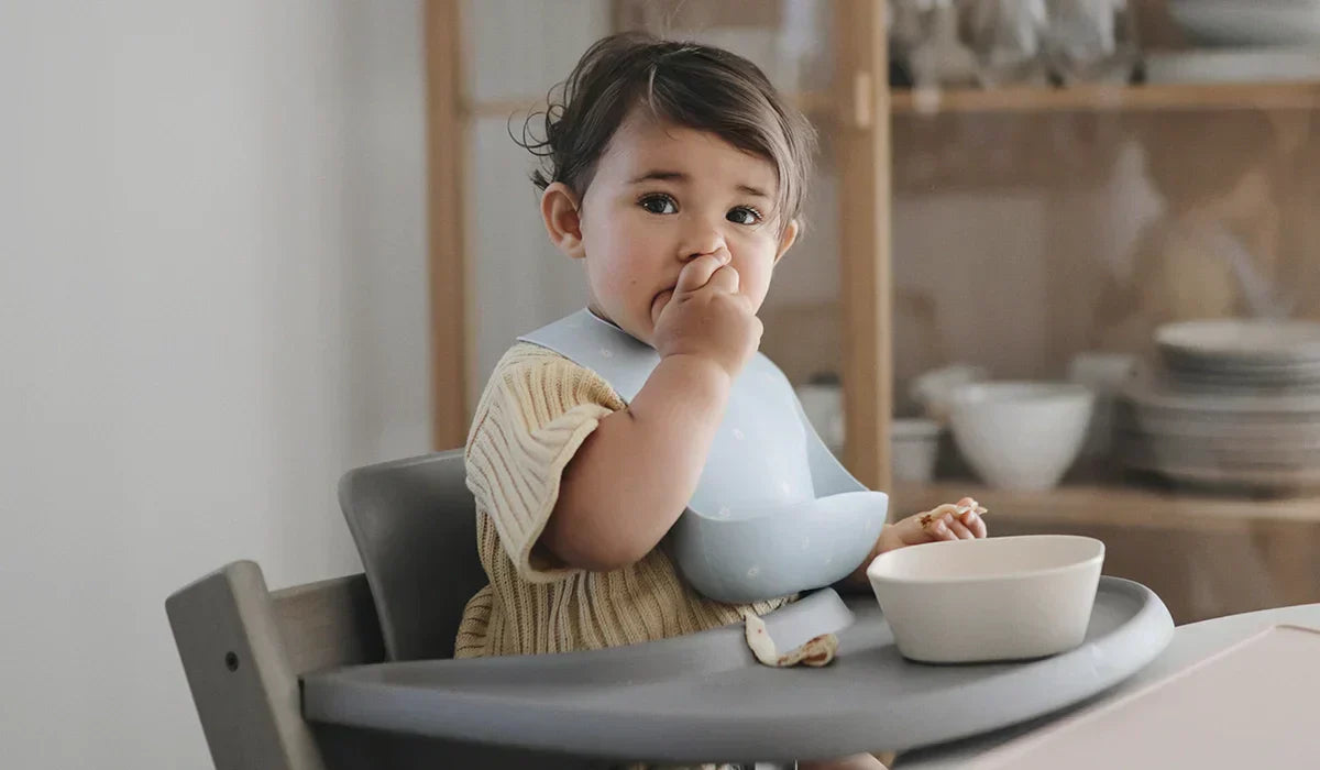 Overgangen til selvstændige måltider