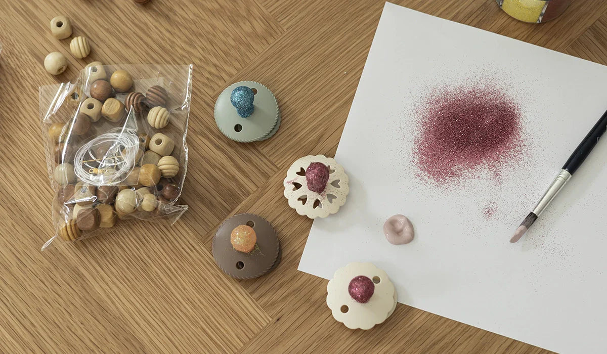 Kreative måder at genbruge dit barns sutter på