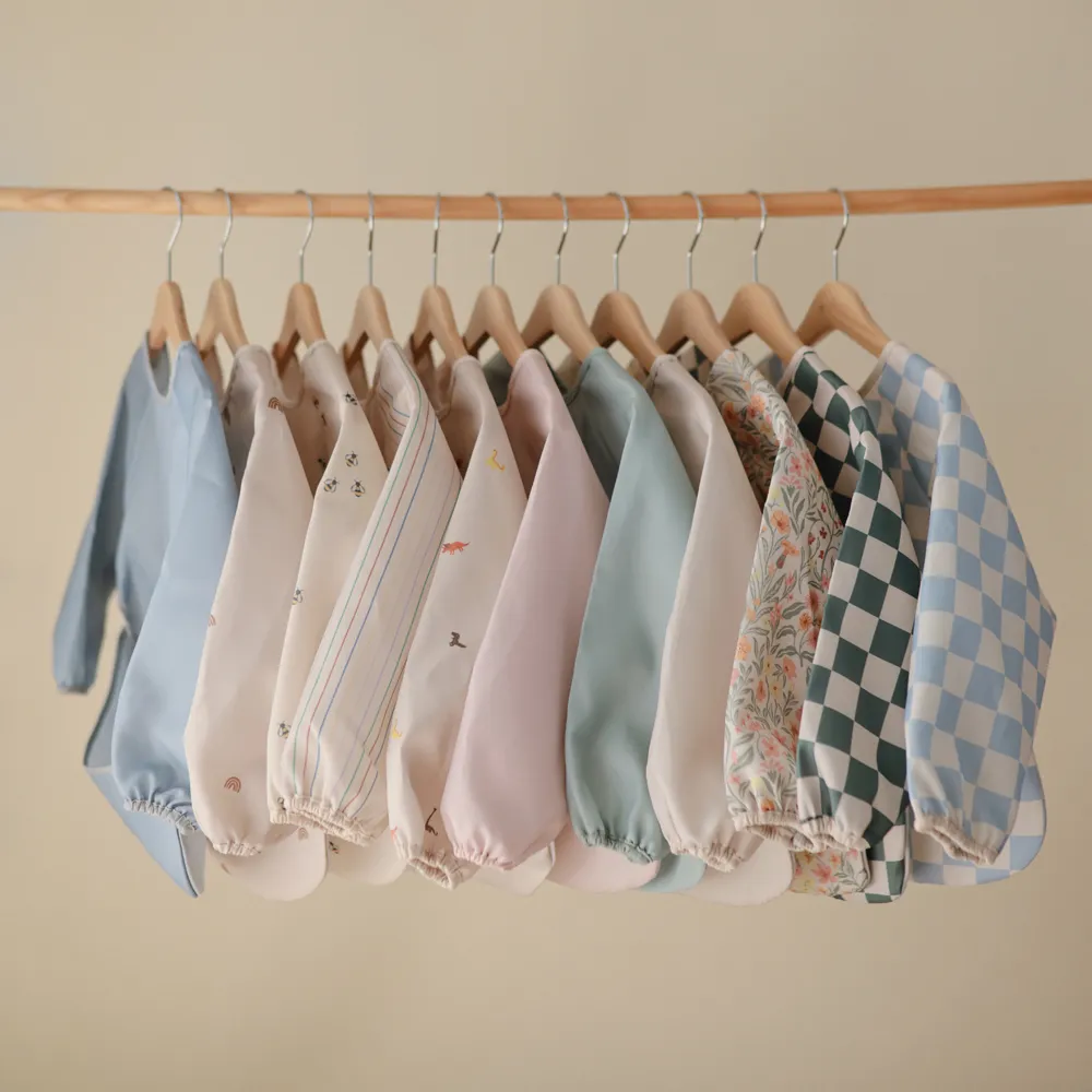 Mushie long sleeve bib