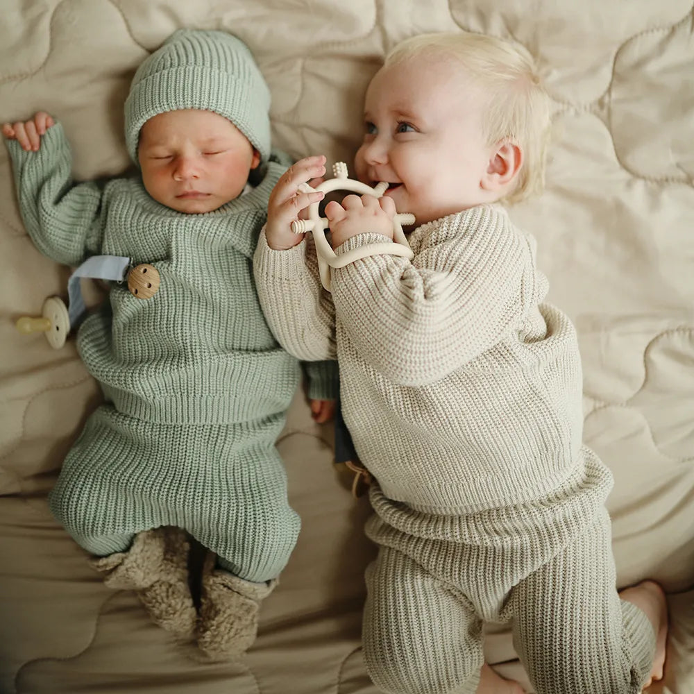 Mushie No-drop bite ring