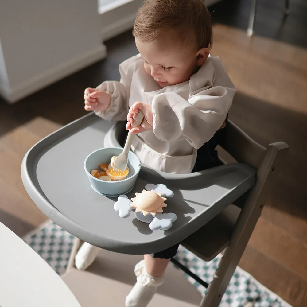 Mushie long sleeve bib