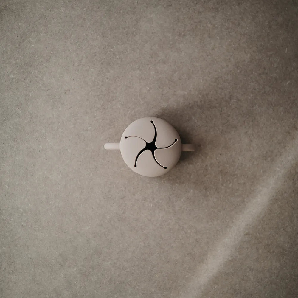 Mushie silicone snack cup