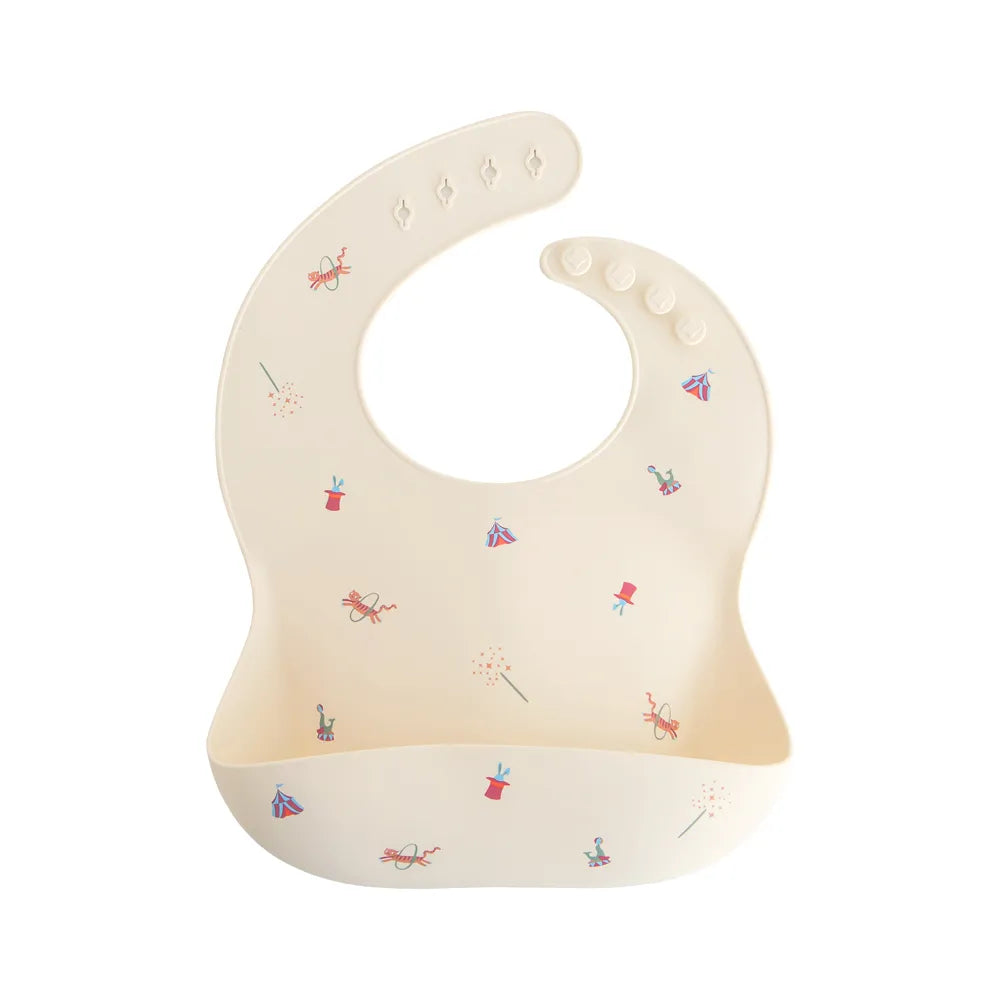 Mushie silicone bib