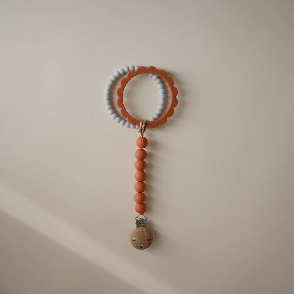 Mushie pacifier chain - Halo
