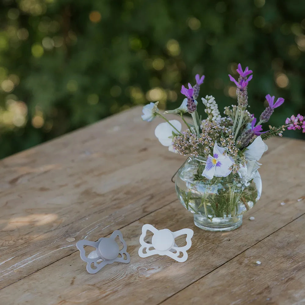 FRIGG - Butterfly Kisses 2