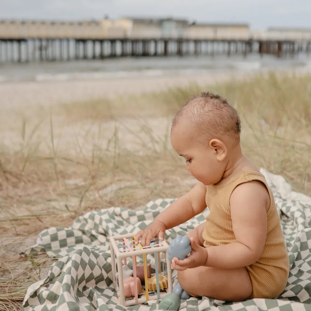 Mushie Elastic Shape Sorter