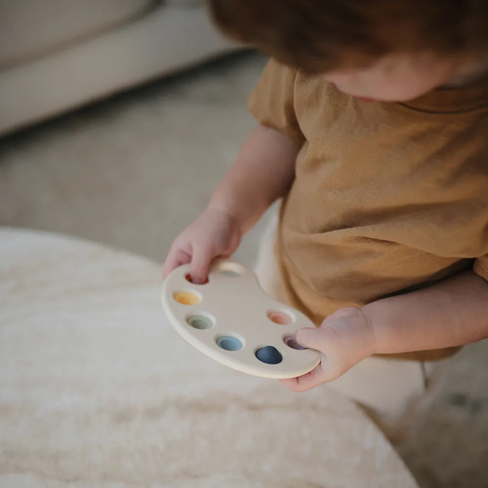 Mushie  sensory toys - Painting palette