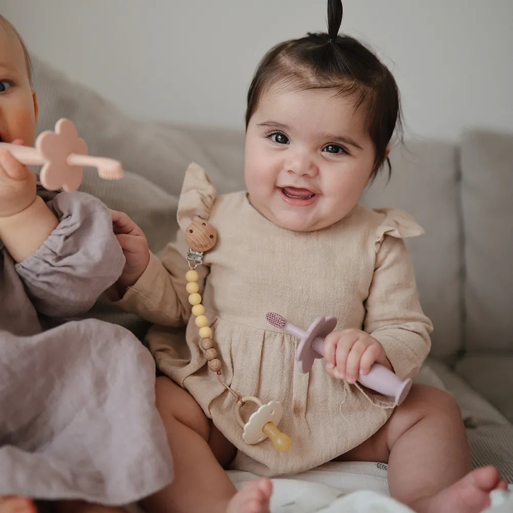 Mushie pacifier chain - Eva