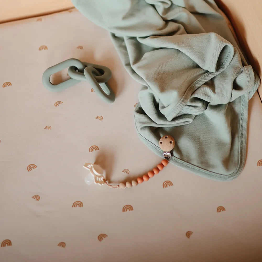 Mushie pacifier chain - Eva