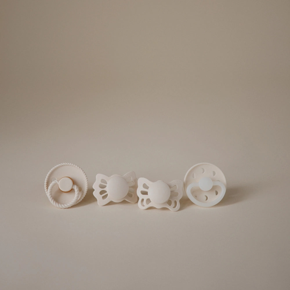 FRIGG Baby's First Pacifier - Moonlight Sailing