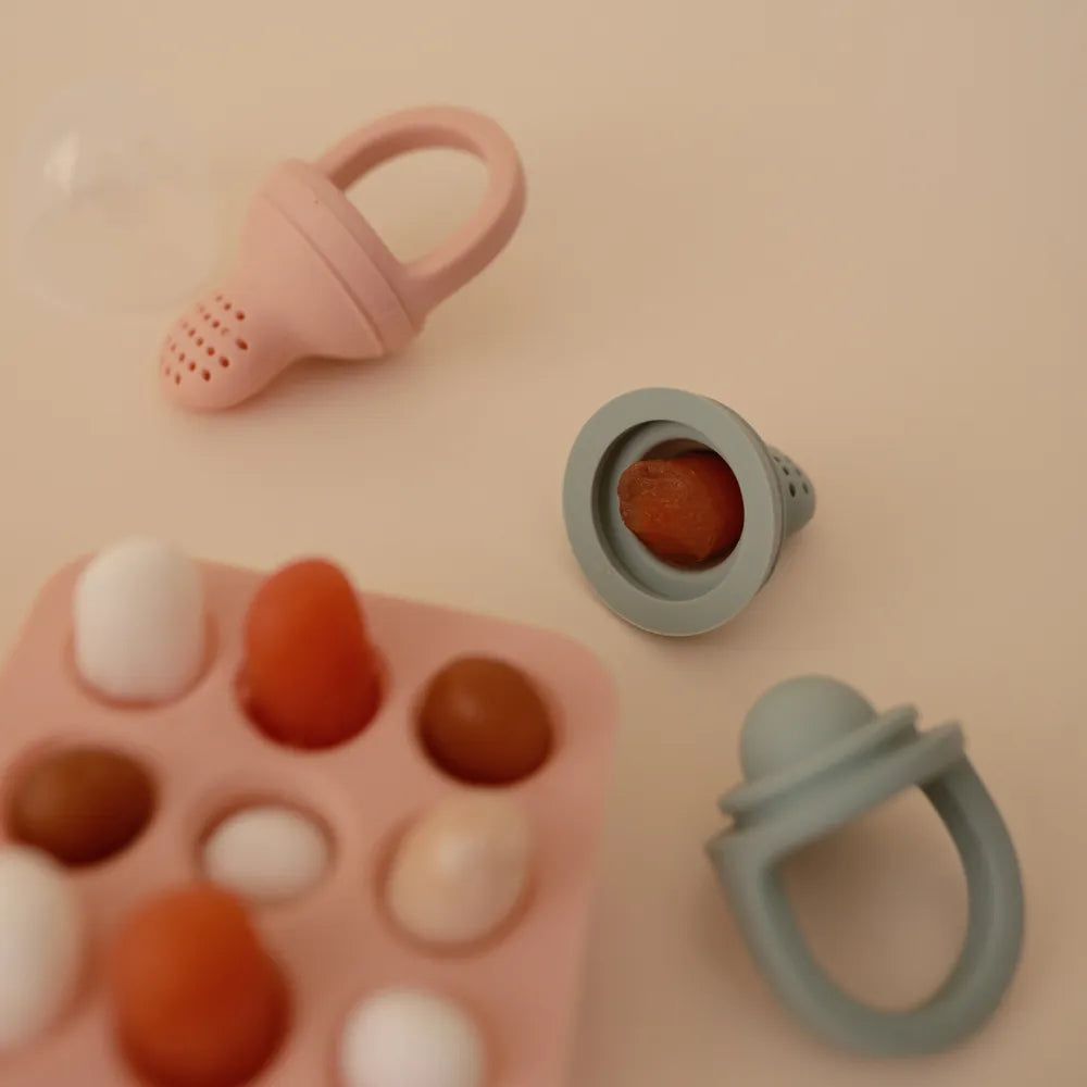 Mushie freezer tray for fruit juice