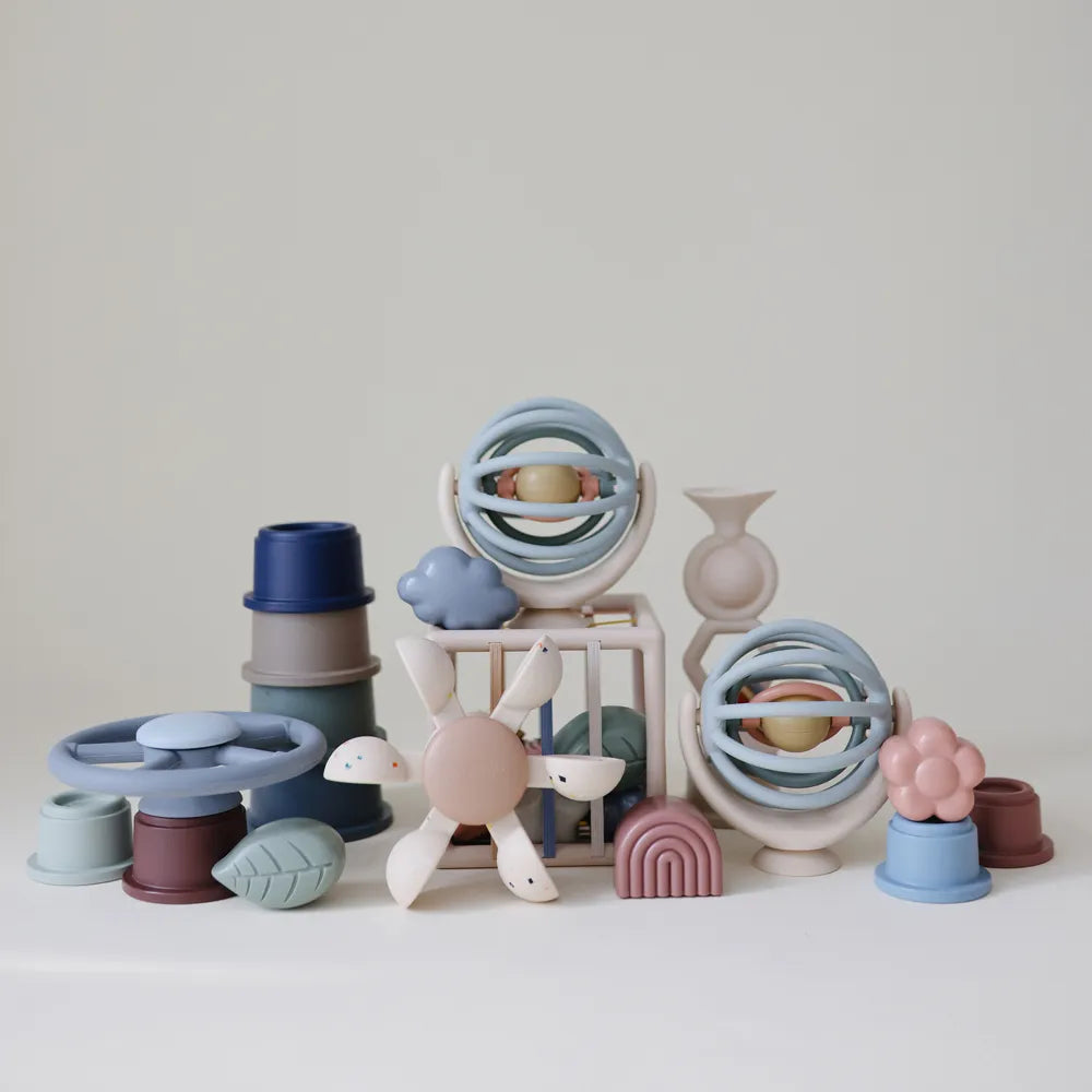 Mushie suction cup spinner