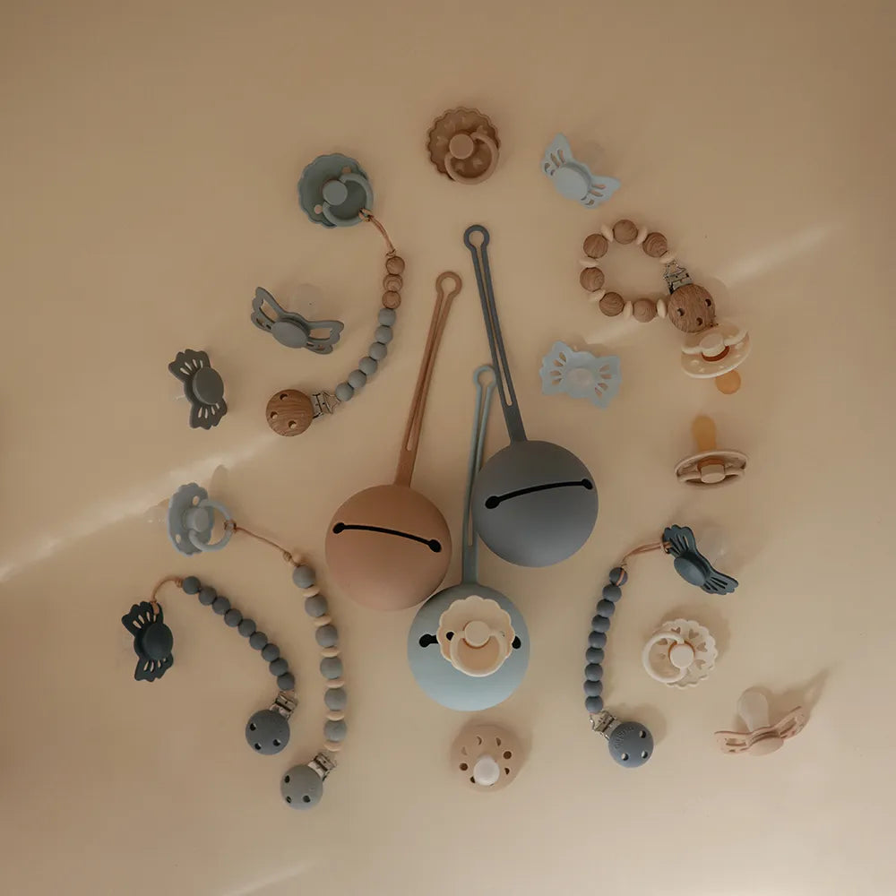 Mushie - Pacifier chain - Hera