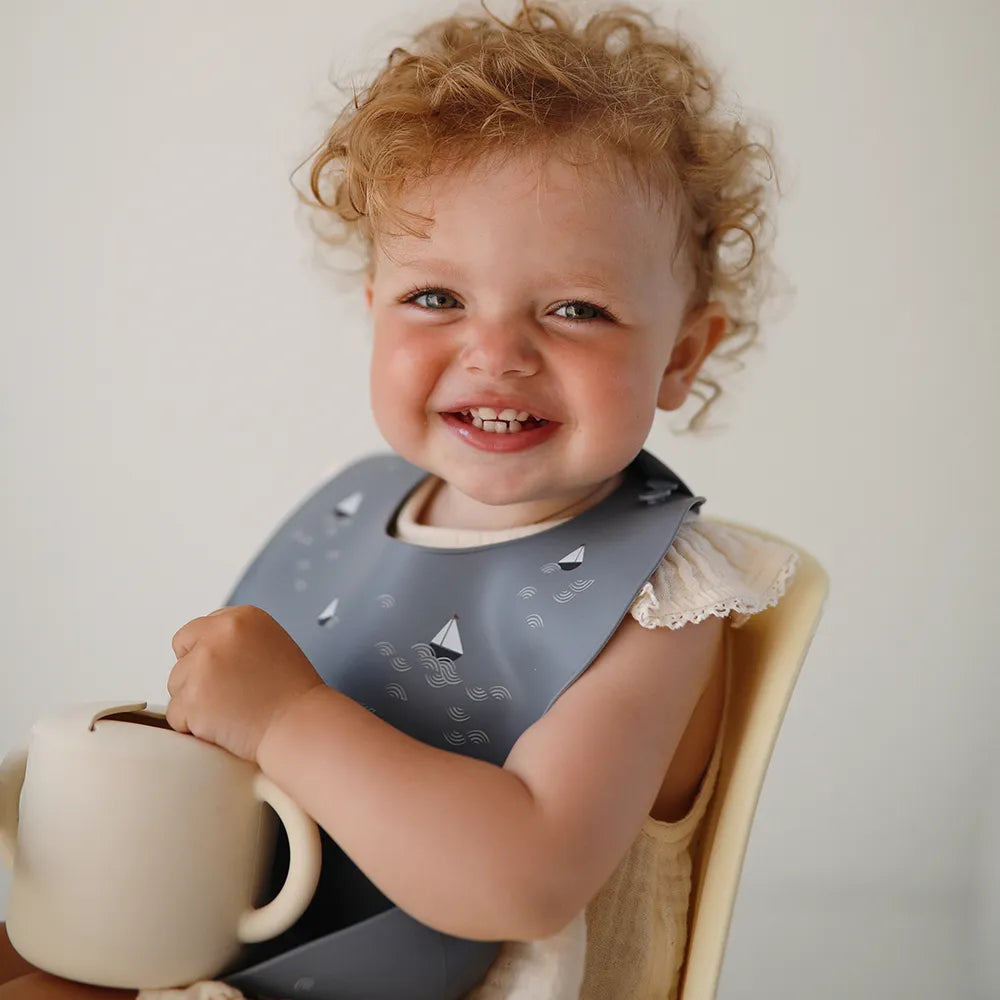 Mushie silicone snack cup