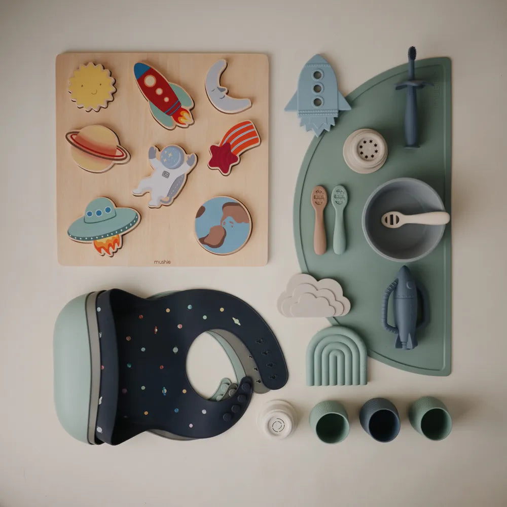 Mushie silicone starter cup